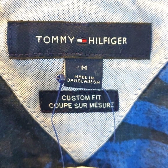 Tommy Hilfiger - Picture 4 of 12